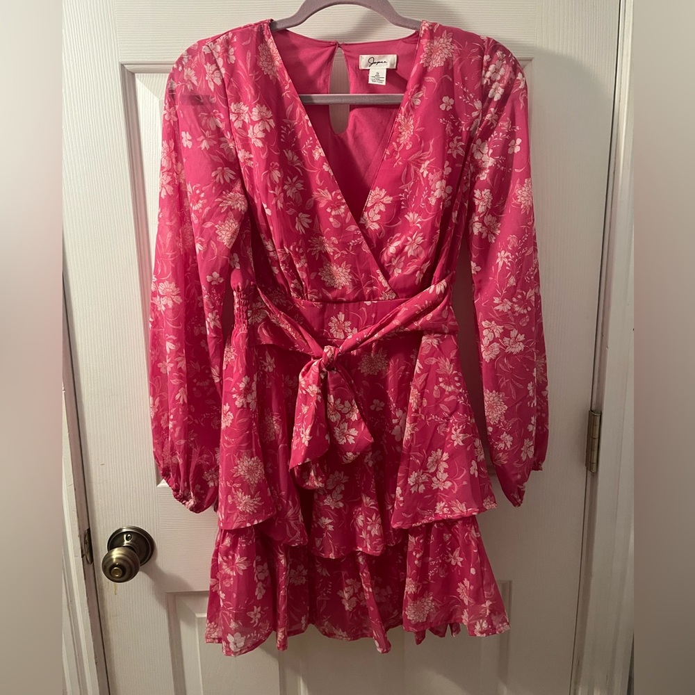 Women’s pink with white flower long sleeve dress